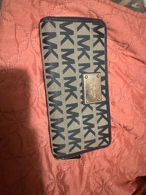 Michael Kors black and Beige MK Logo Zip Wallet